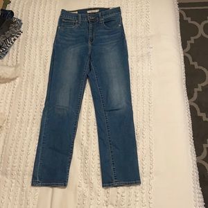 Levi 724 High Rise Straight